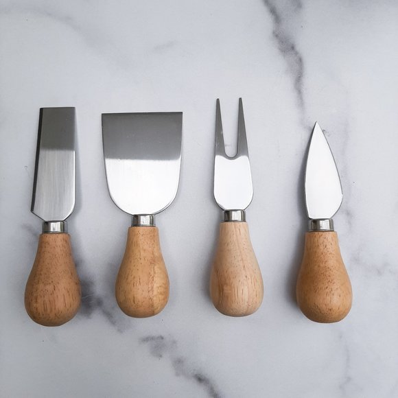 NWOT Set of 4 Gourmet Cheese Utensils Knife Set with Bamboo Handles charcuterie - Picture 5 of 6